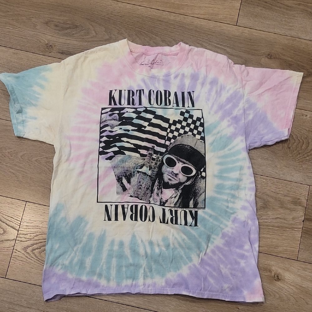Tie-Dye Graphic T-Shirt